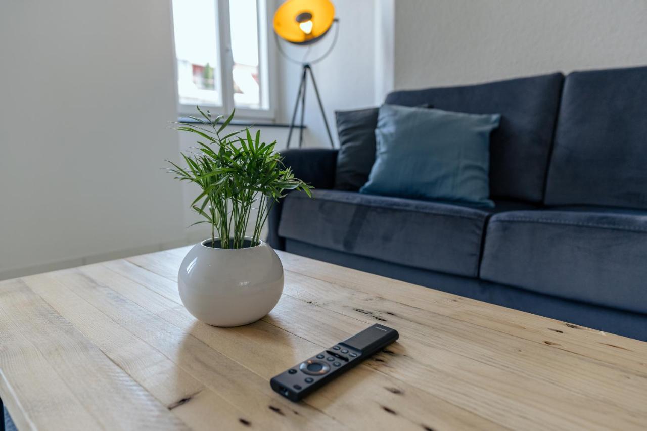 Apartment In The City Center With Free Parking Biel Exterior foto